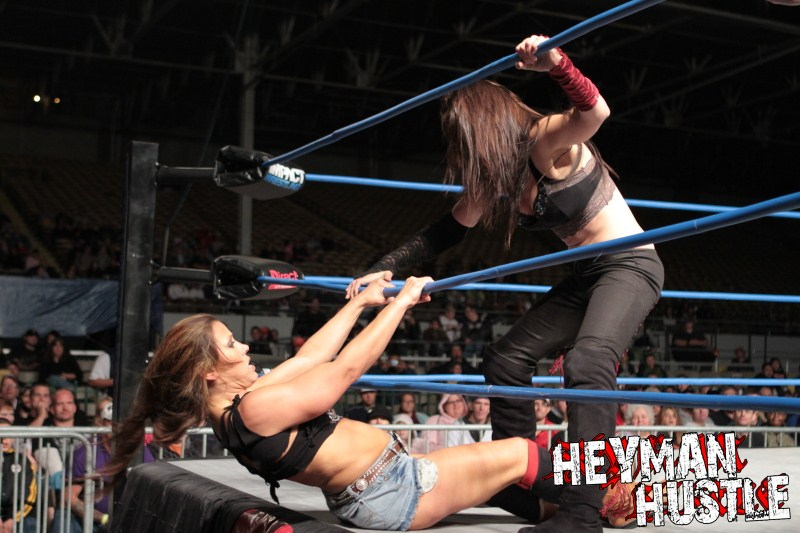 Mickie James Challenges Winter For the TNA Knockouts Championship ...