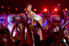 173533206LL063_2013_MTV_Vid