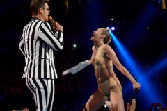 173533206LL094_2013_MTV_Vid