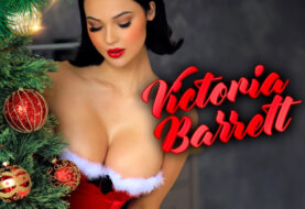 EXCLUSIVE: UK Supermodel Victoria Barrett Wishes You a #HustleBootyTempTats Christmas
